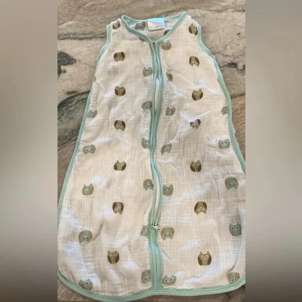 Aden + anais sleep sack size small